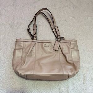 coach pebbled leather tote bag – beige taupe